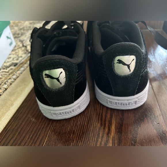 Brand New In Box Never Worn Women’s Puma Basket Classic Velour VR Size 8 - Picture 4 of 9